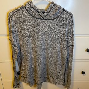 Women’s Lululemon Lightweight Pullover